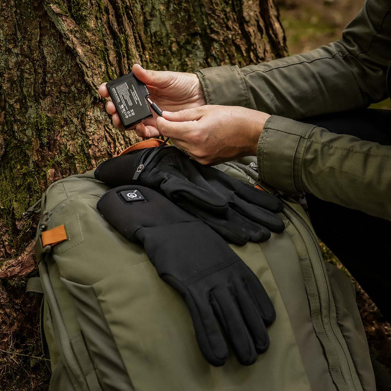 Load image into Gallery viewer, Snow Deer Heated Breathable Thin Glove Liners
